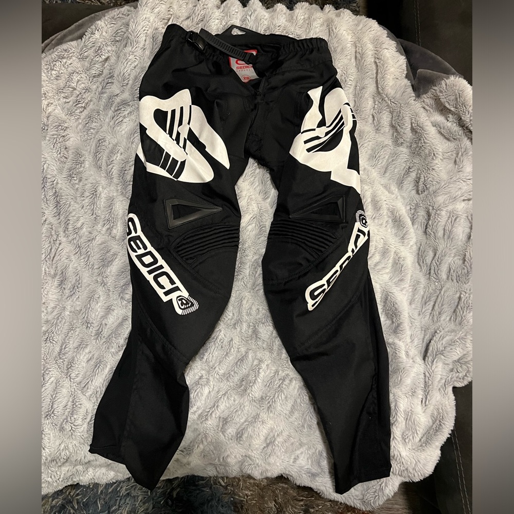 Motorcycle pants